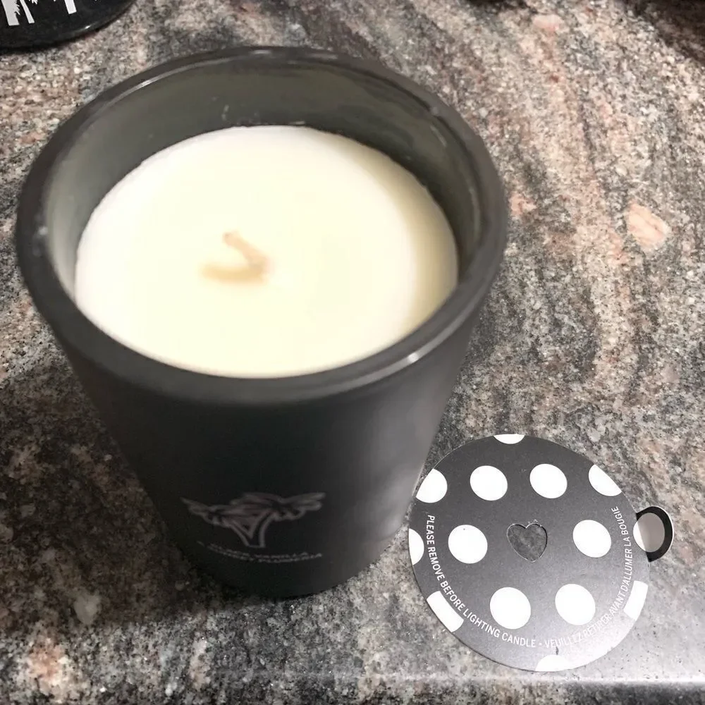 Victoria’s Secret Pink hey nice coconuts candle
